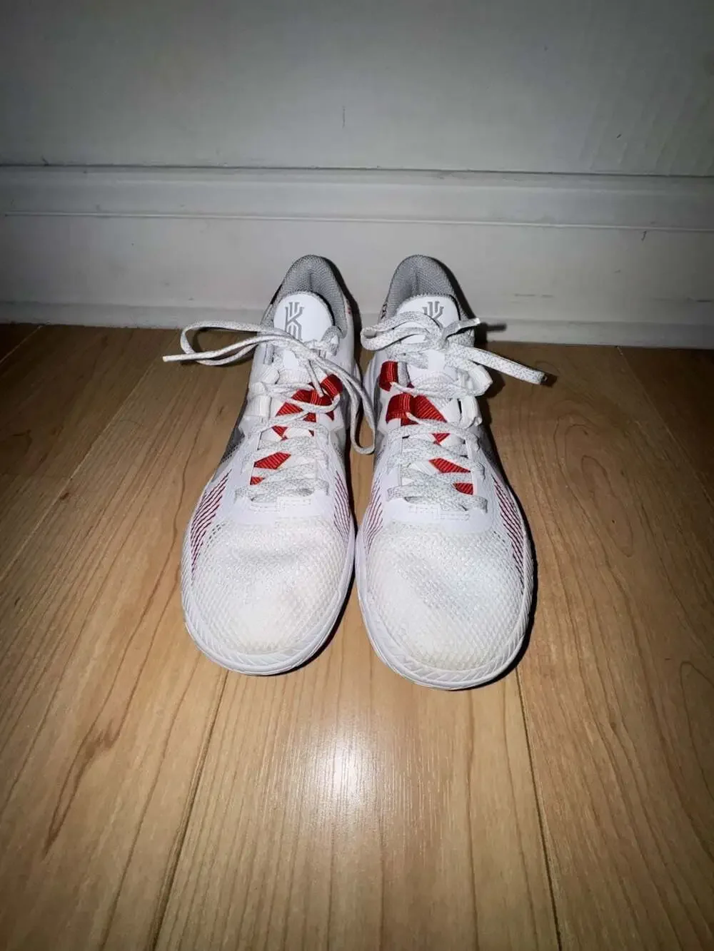 Nike Kyrie Flytrap 5 White Wolf Grey University Red Basketball Shoes CZ4100-100